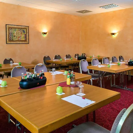 Airport Hotel